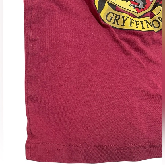 Harry Potter Gryffindor Crest Tank Top - Burgundy | 100% Cotton | Youth Size: 12 - Picture 3 of 6